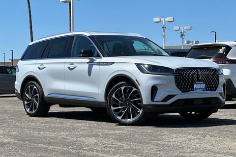 1 image of 2025 Lincoln Aviator Reserve