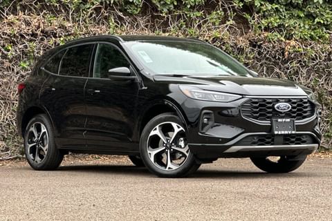 1 imagen de 2024 Ford Escape ST-Line Elite