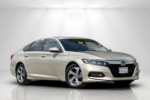 1 imagen de 2018 Honda Accord EX