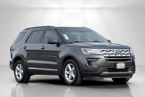 1 image of 2019 Ford Explorer XLT