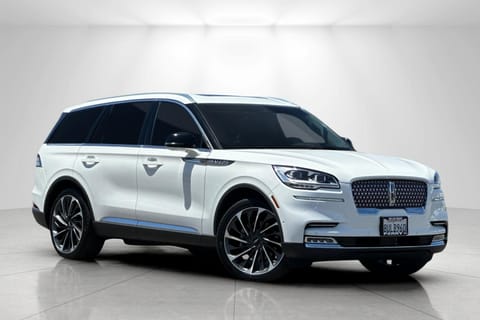1 image of 2021 Lincoln Aviator Reserve