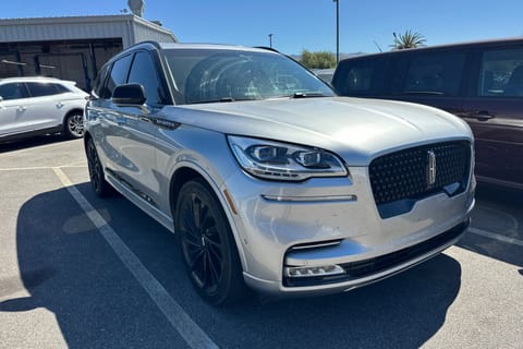 1 image of 2023 Lincoln Aviator Reserve