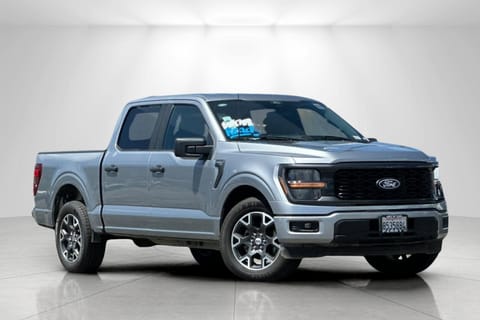 1 imagen de 2024 Ford F-150 STX