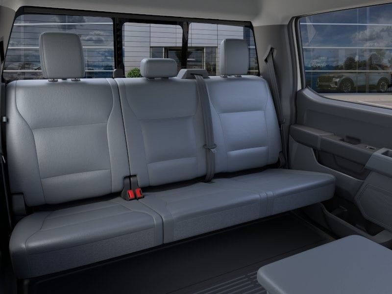 2025 Ford F-350 Super Duty Chassis Cab XL - Photo 11