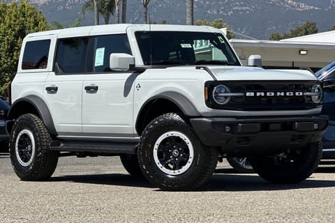 1 image of 2026 Ford Bronco Outer Banks