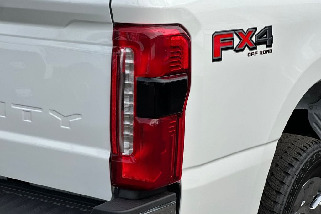 2026 Ford F-250 Super Duty Lariat - Photo 7