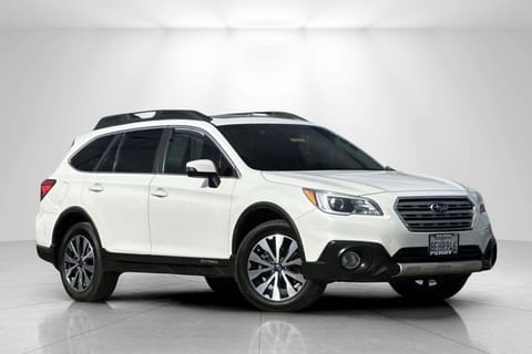 1 image of 2015 Subaru Outback 3.6R