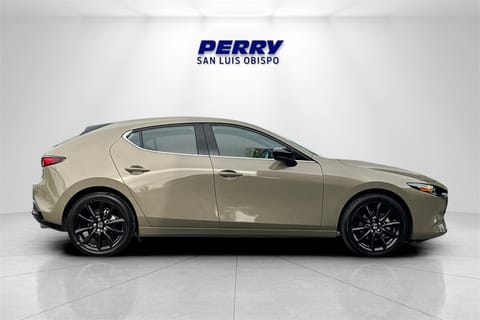 2024 Mazda Mazda3 2.5 Carbon Turbo