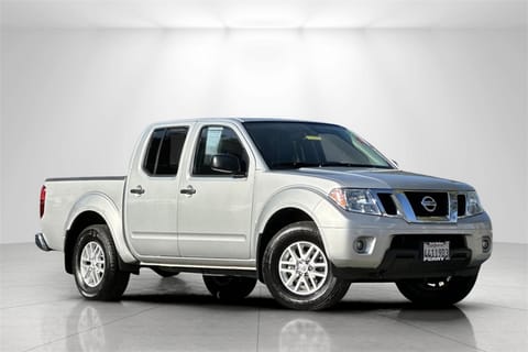 1 image of 2020 Nissan Frontier SV