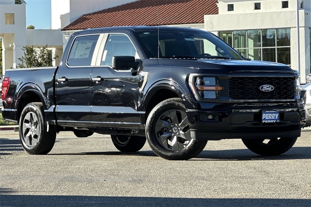 2025 Ford F-150 STX's photo