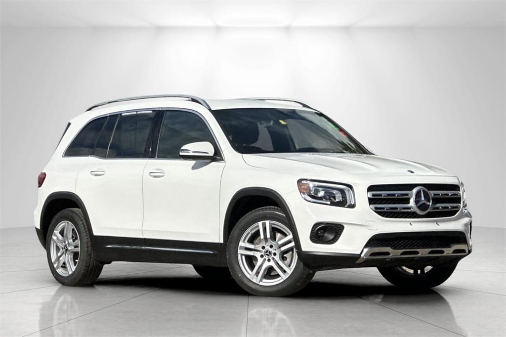 2020 Mercedes-Benz GLB Base's photo
