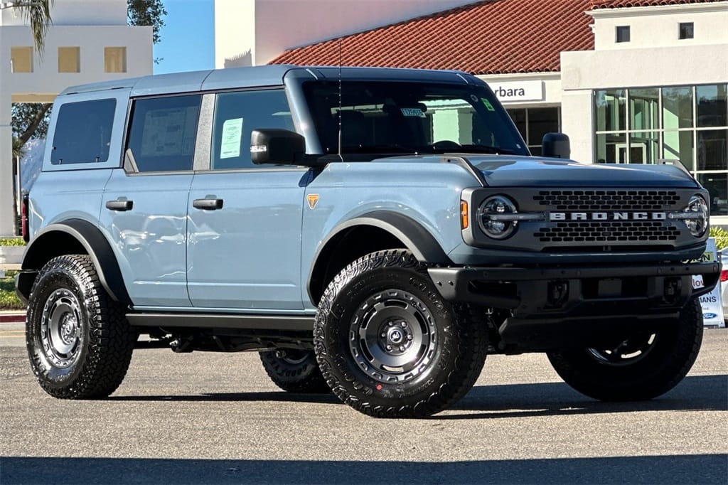 2025 Ford Bronco 4-Door Badlands's photo
