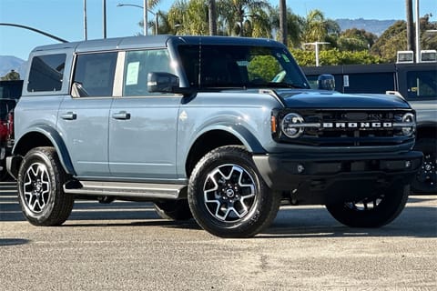 1 image of 2025 Ford Bronco Outer Banks