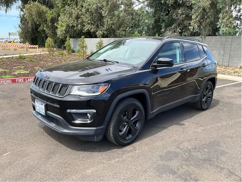 1 image of 2019 Jeep Compass Altitude