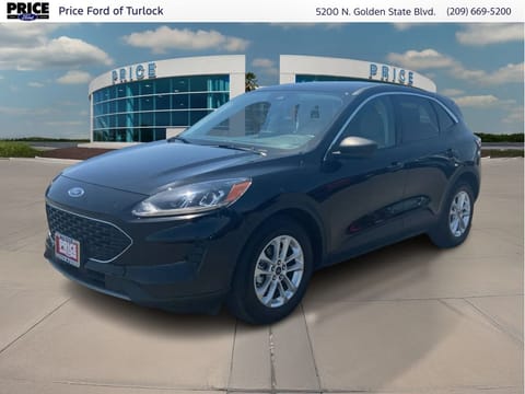 1 image of 2022 Ford Escape SE