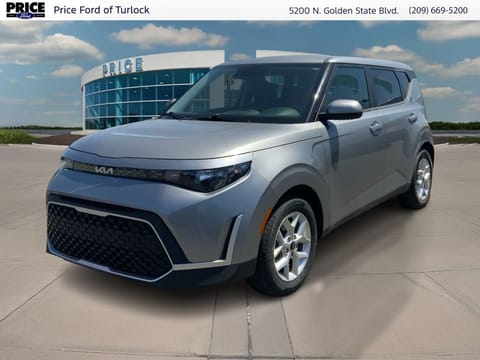 1 image of 2023 Kia Soul LX