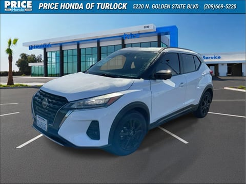 1 image of 2023 Nissan Kicks SR