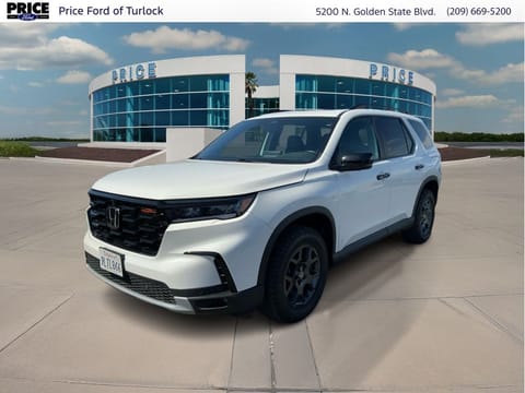 1 image of 2024 Honda Pilot TrailSport