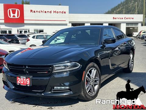 1 image of 2019 Dodge Charger SXT