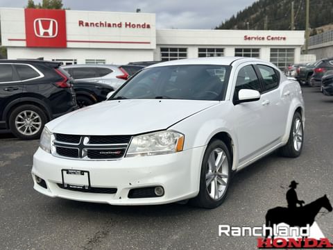 1 image of 2013 Dodge Avenger SXT