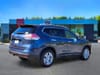 5 thumbnail image of  2015 Nissan Rogue SV