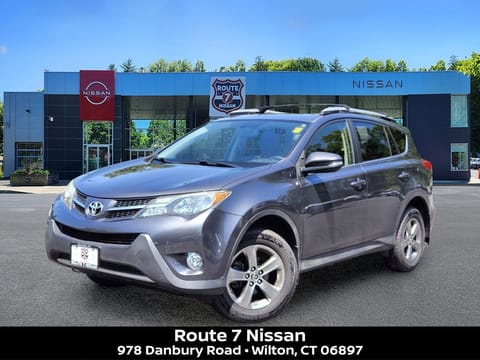 1 image of 2015 Toyota RAV4 XLE