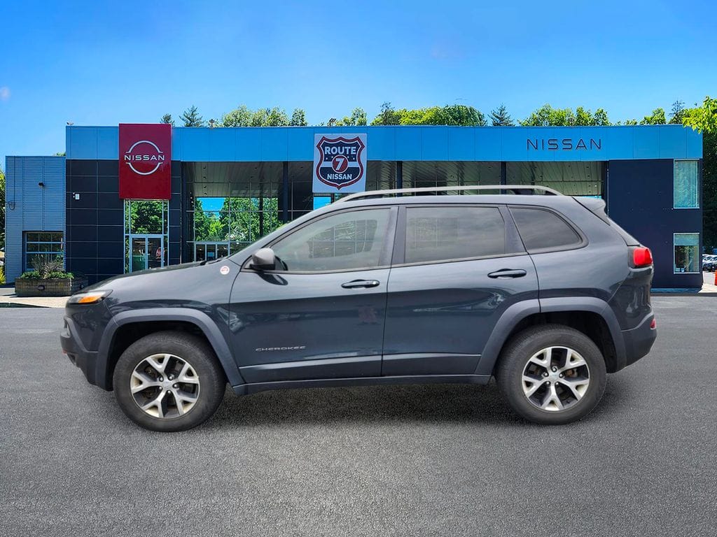 Used 2016 Jeep Cherokee Trailhawk with VIN 1C4PJMBS9GW219371 for sale in Wilton, CT