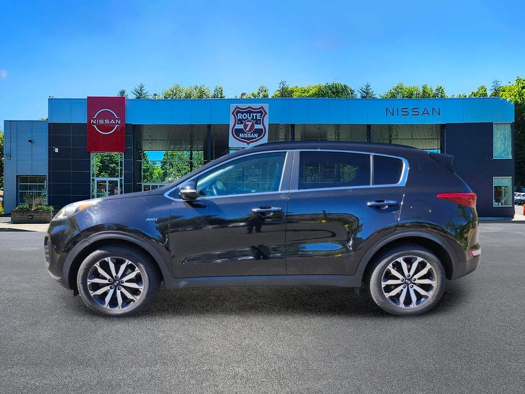 Used 2018 Kia Sportage EX with VIN KNDPNCAC0J7311947 for sale in Wilton, CT
