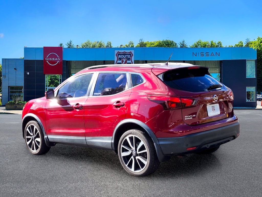 Used 2019 Nissan Rogue Sport SL with VIN JN1BJ1CR2KW351050 for sale in Wilton, CT