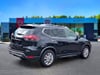 5 thumbnail image of  2020 Nissan Rogue SV