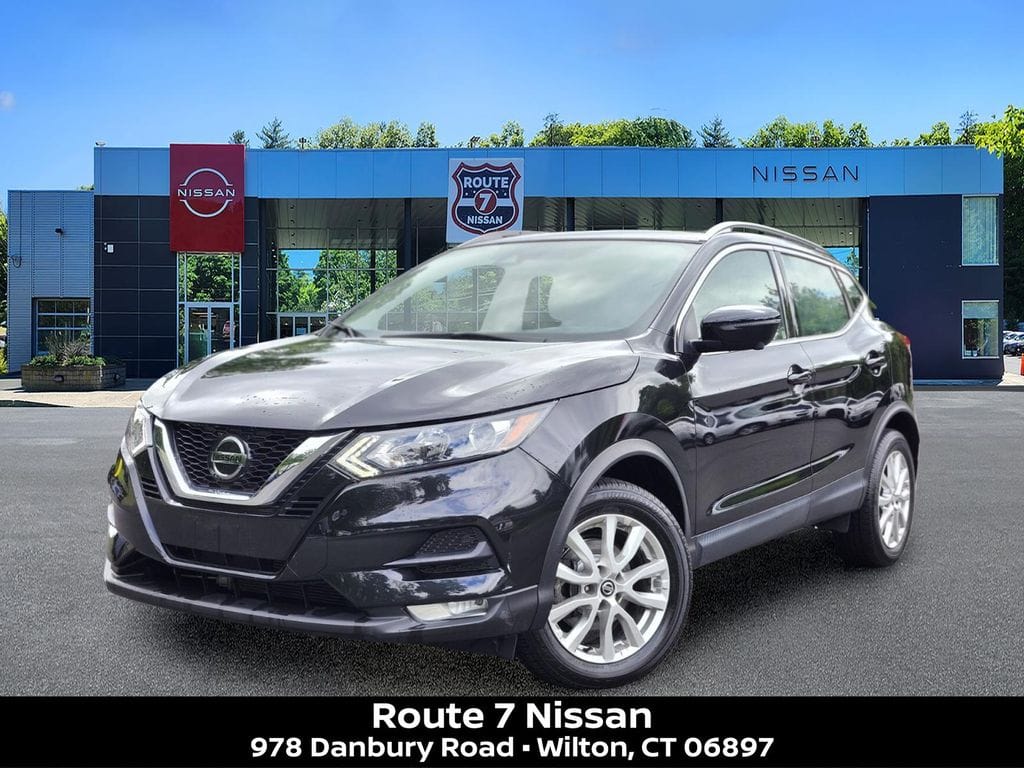 2022 Nissan Rogue Sport SV