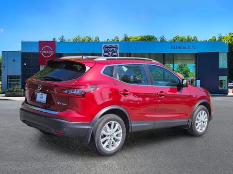 2022 Nissan Rogue Sport SV
