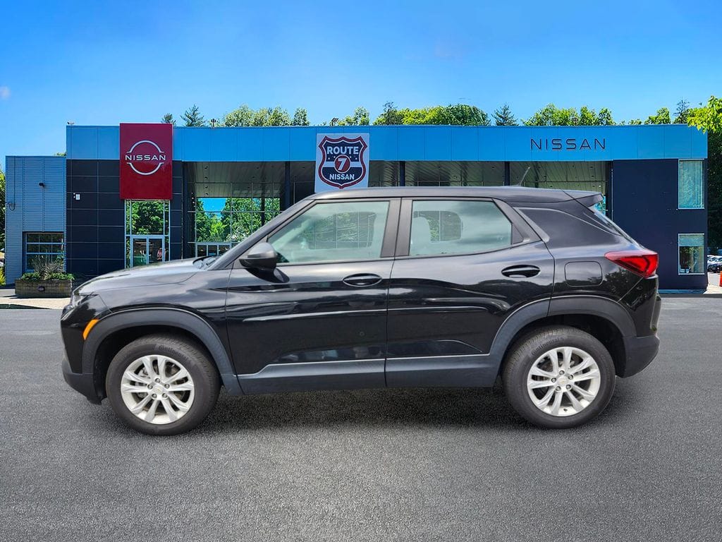 Used 2023 Chevrolet TrailBlazer LS with VIN KL79MNSL2PB184689 for sale in Wilton, CT