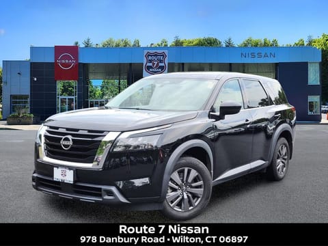 1 image of 2024 Nissan Pathfinder S