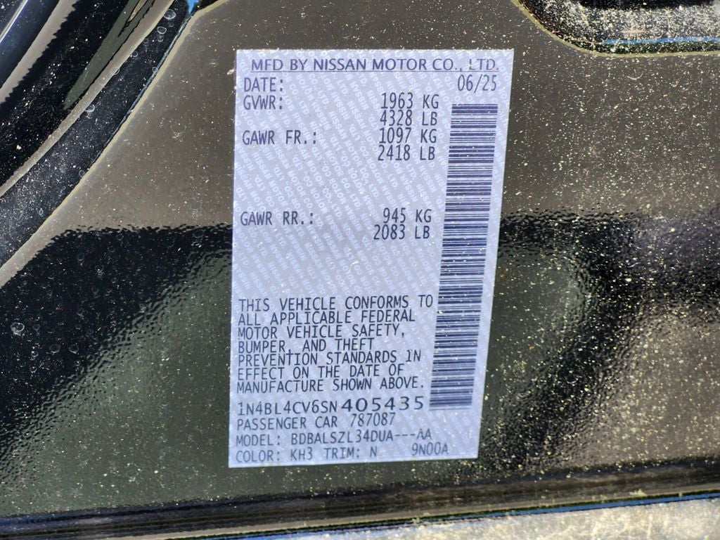 2025 Nissan Altima SR - Photo 28