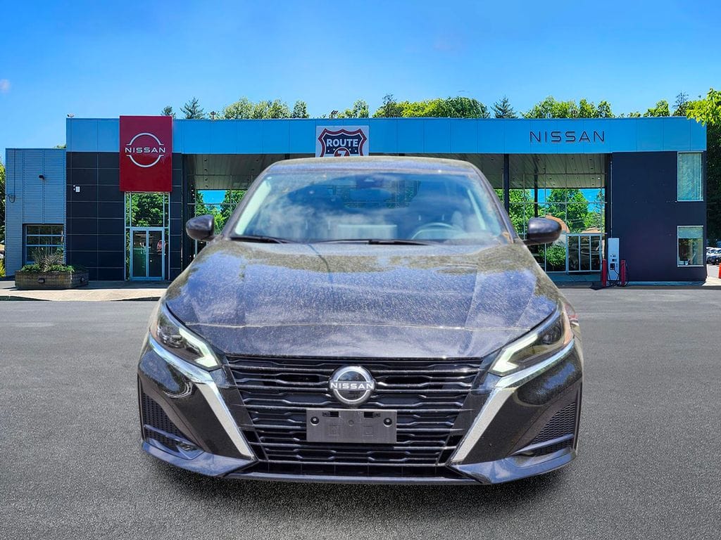 2025 Nissan Altima SV - Photo 6