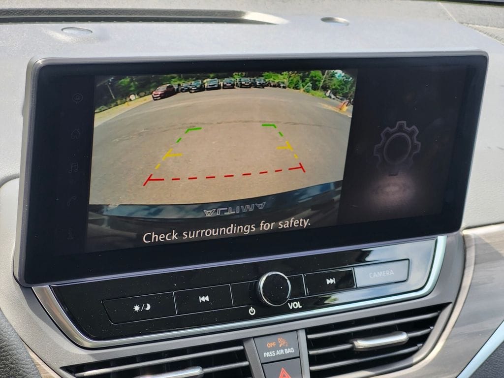 2025 Nissan Altima SV - Photo 17