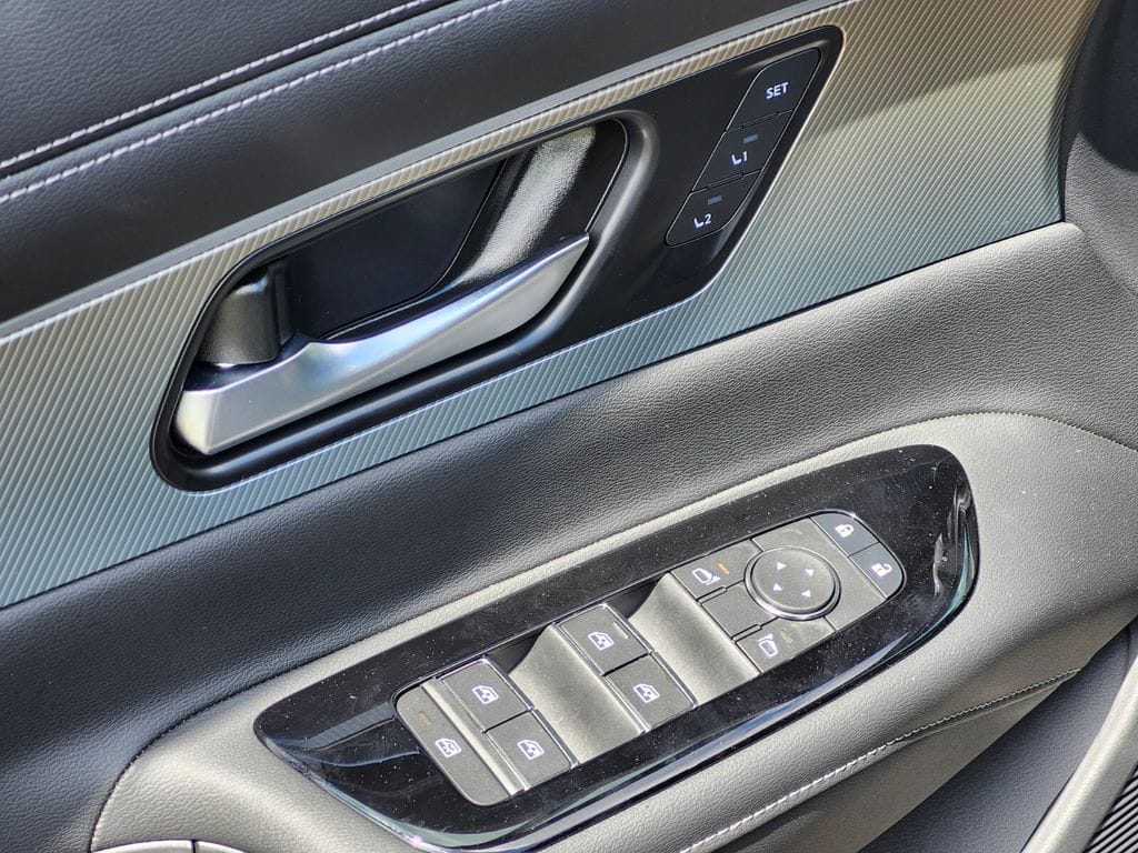 2025 Nissan Murano SL - Photo 14
