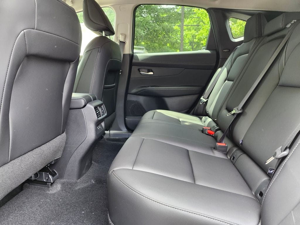 2025 Nissan Murano SL - Photo 14