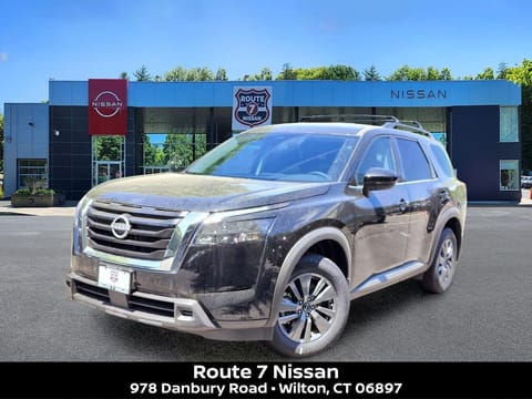 1 image of 2025 Nissan Pathfinder SV