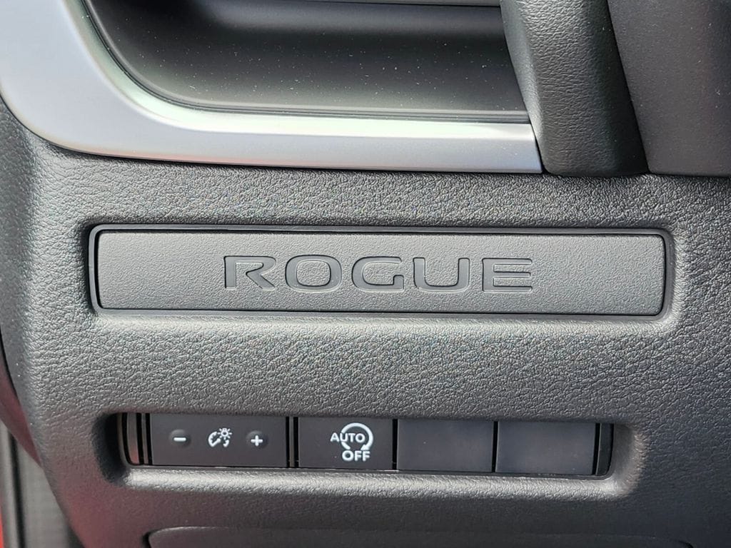 2025 Nissan Rogue S - Photo 22