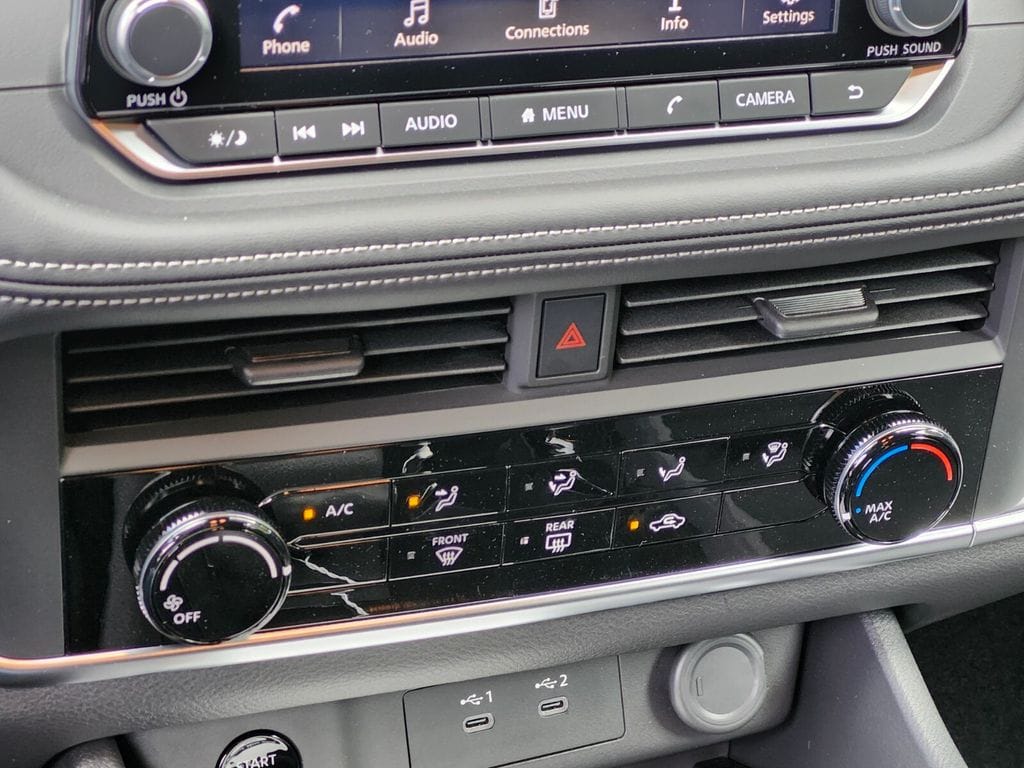 2025 Nissan Rogue S - Photo 20