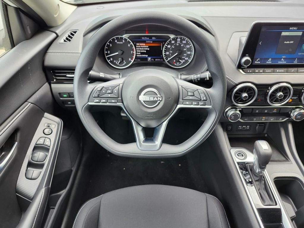 2025 Nissan Sentra SV - Photo 12