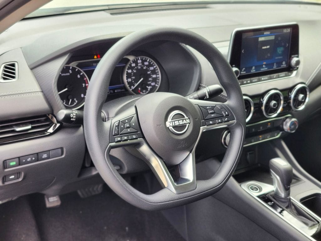 2025 Nissan Sentra SV - Photo 18