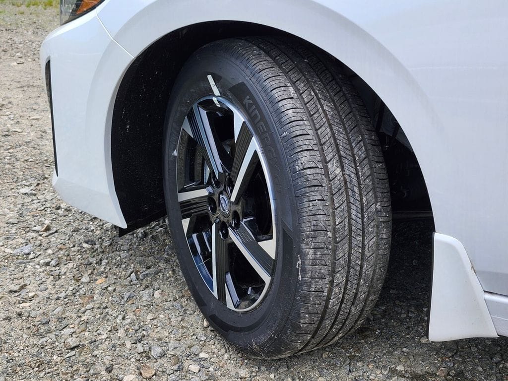 2025 Nissan Sentra SV - Photo 29