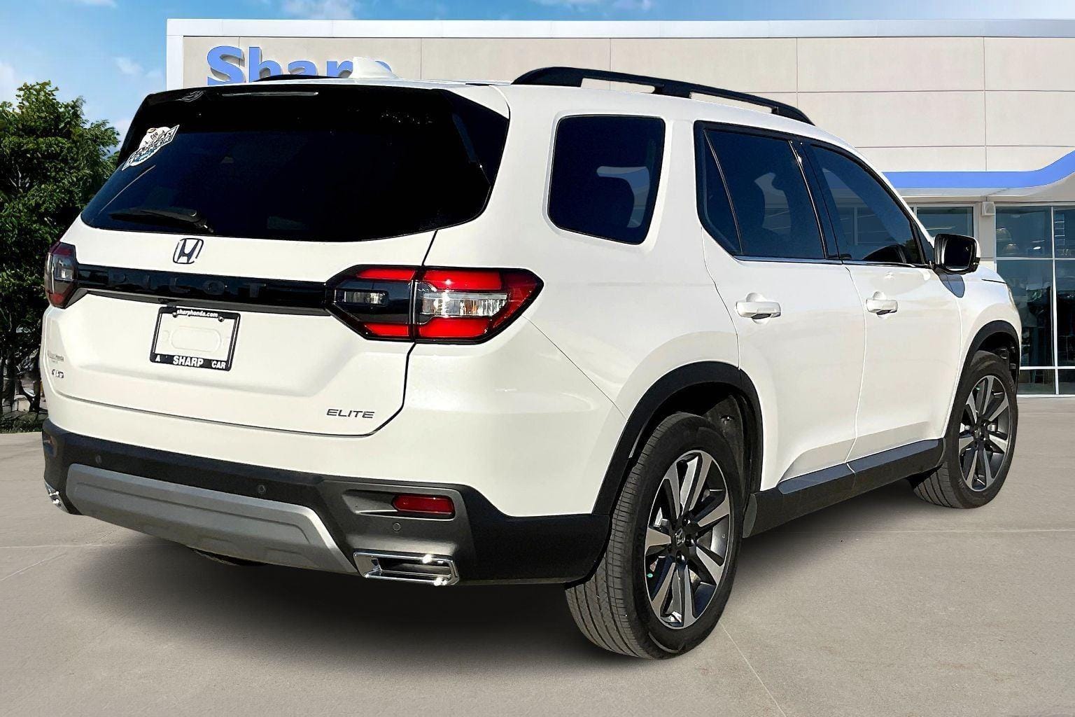 Used 2025 Honda Pilot Elite with VIN 5FNYG1H88SB057291 for sale in Kansas City