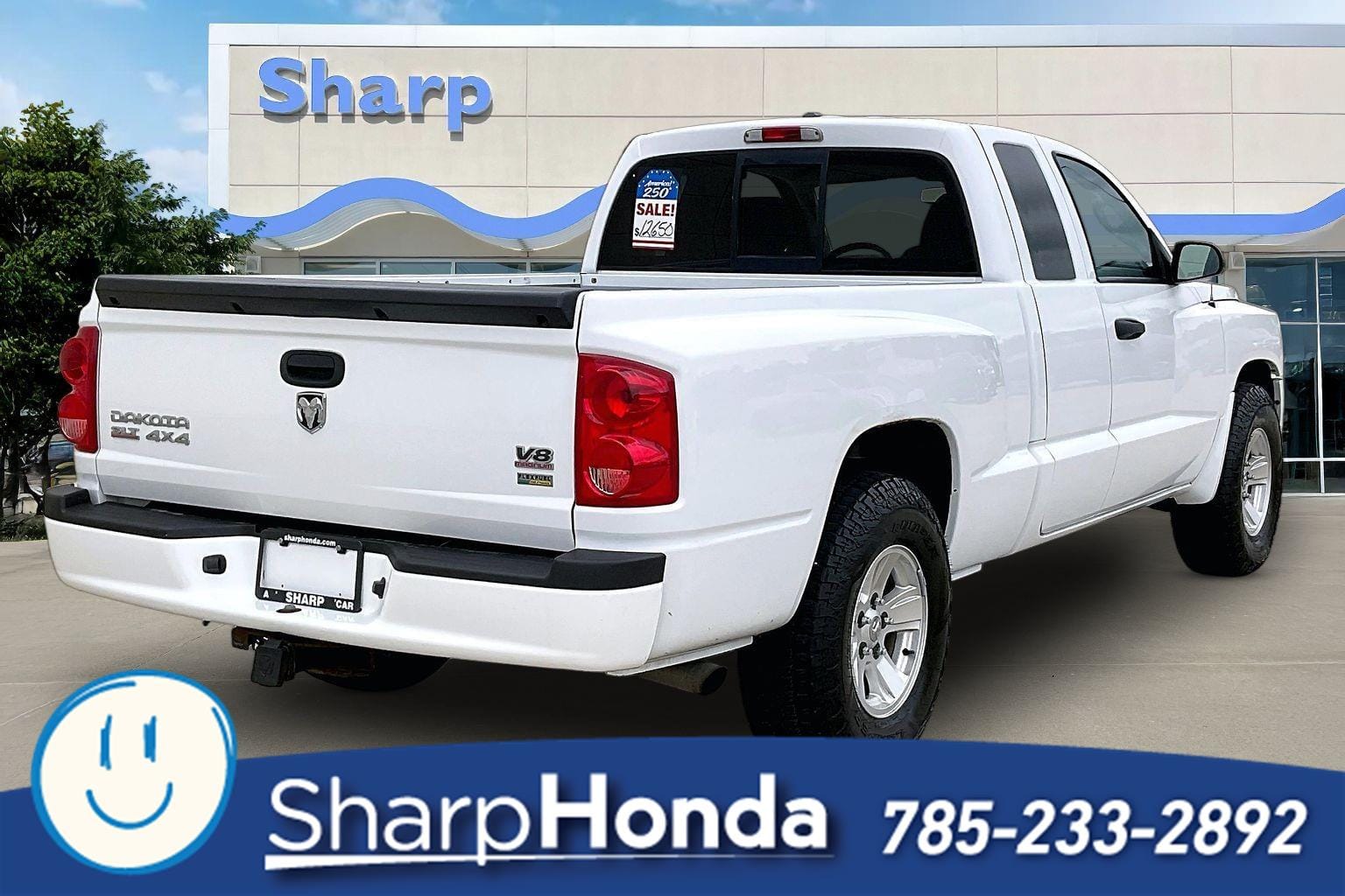 Used 2008 Dodge Dakota SLT with VIN 1D7HW42N18S540738 for sale in Kansas City