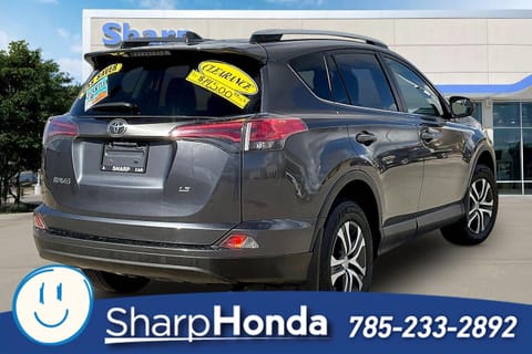 2017 Toyota RAV4 LE