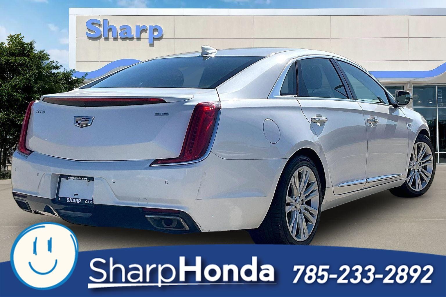 Used 2018 Cadillac XTS Luxury with VIN 2G61M5S36J9160116 for sale in Kansas City