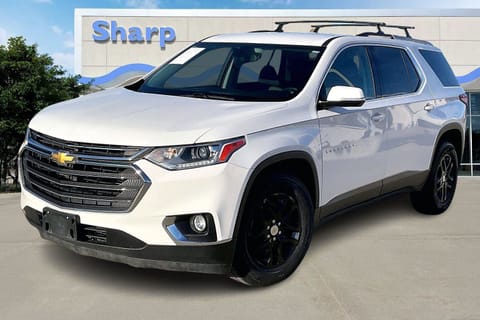 1 image of 2018 Chevrolet Traverse LT Cloth